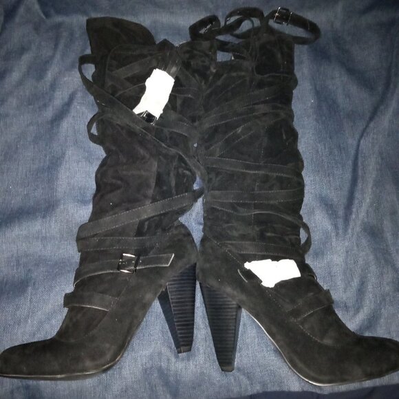 "  URBAN FAUX SUEDE COWGIRL " ( BRAND NEW !!! ) - Picture 1 of 5
